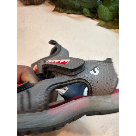 Carters Toddler Shark Themed Sandals Gray & Red Size 9M - Picture 6 of 7